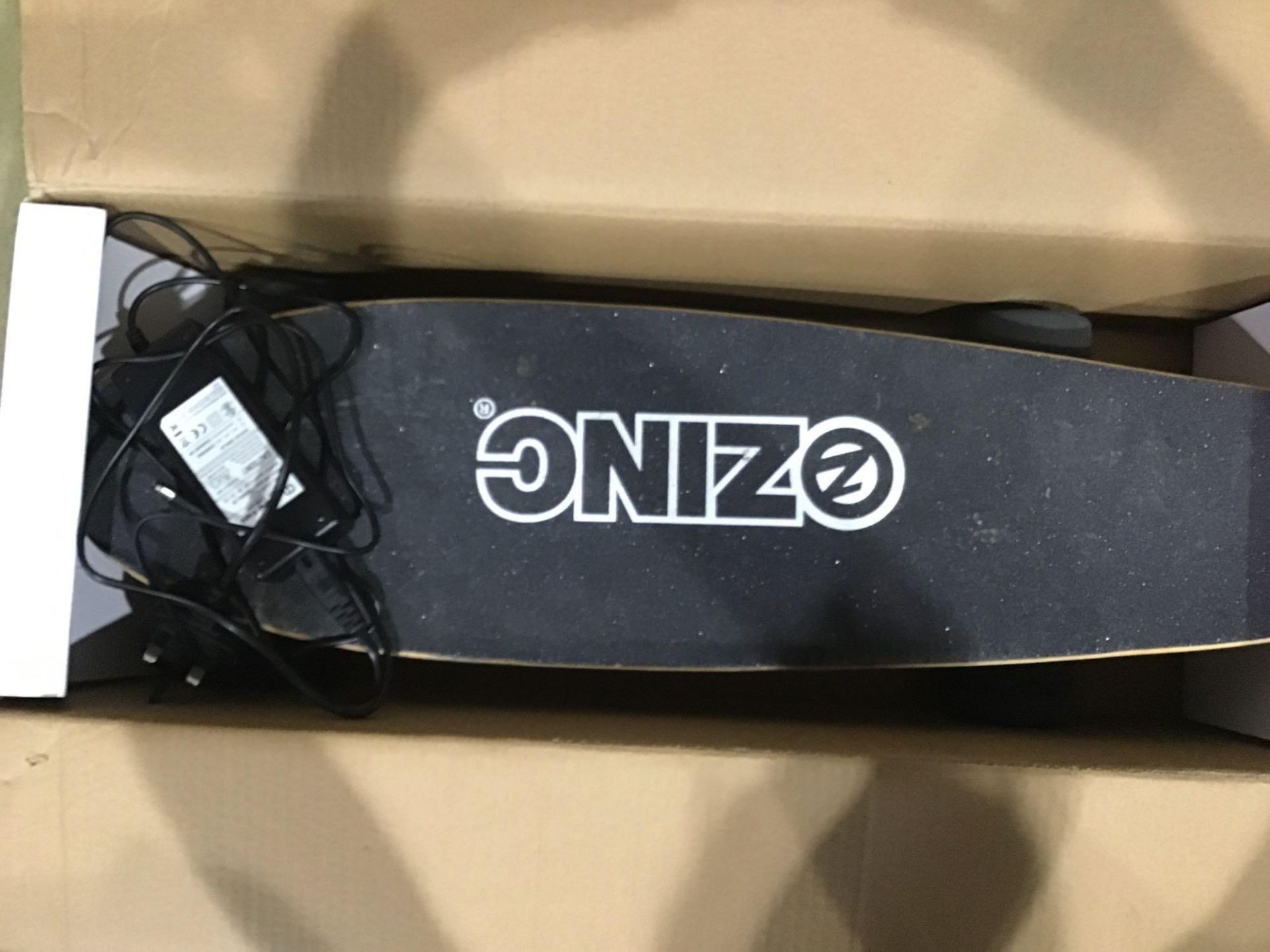 Zinc Electric Cruiser Skateboard (849/6300) - £69.99 RRP - Image 2 of 4