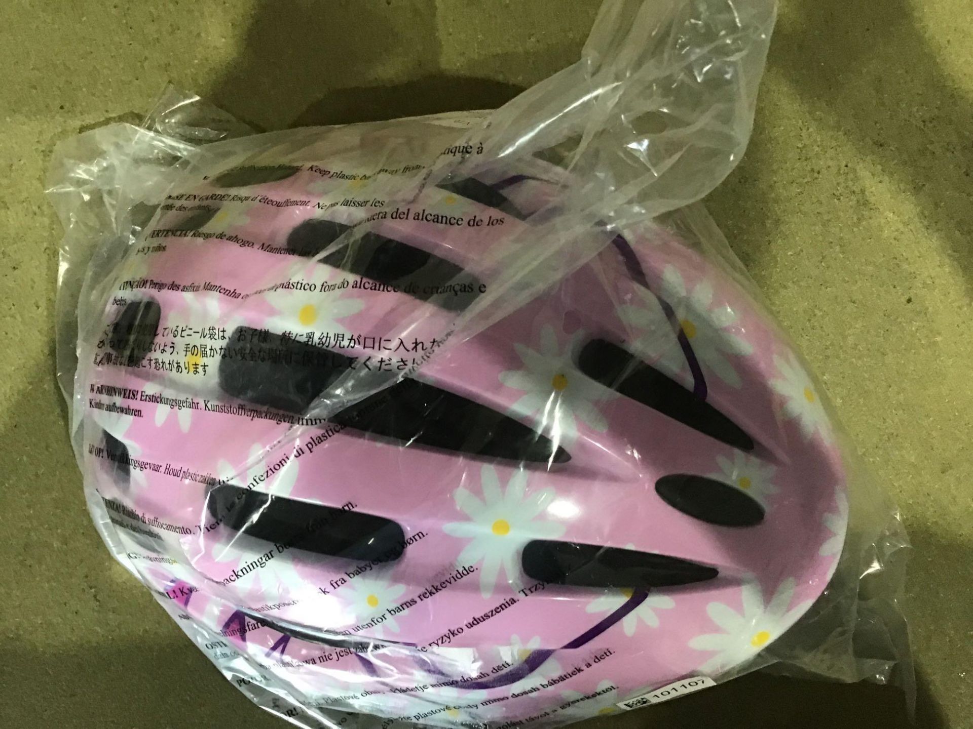 Challenge Bike Helmet Pink/White - Image 2 of 4