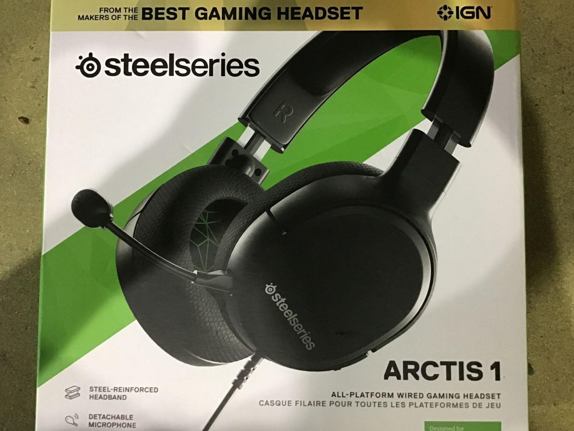 SteelSeries Arctis 1X Xbox One, PS4, Switch Headset - £49.99 RRP - Image 2 of 3