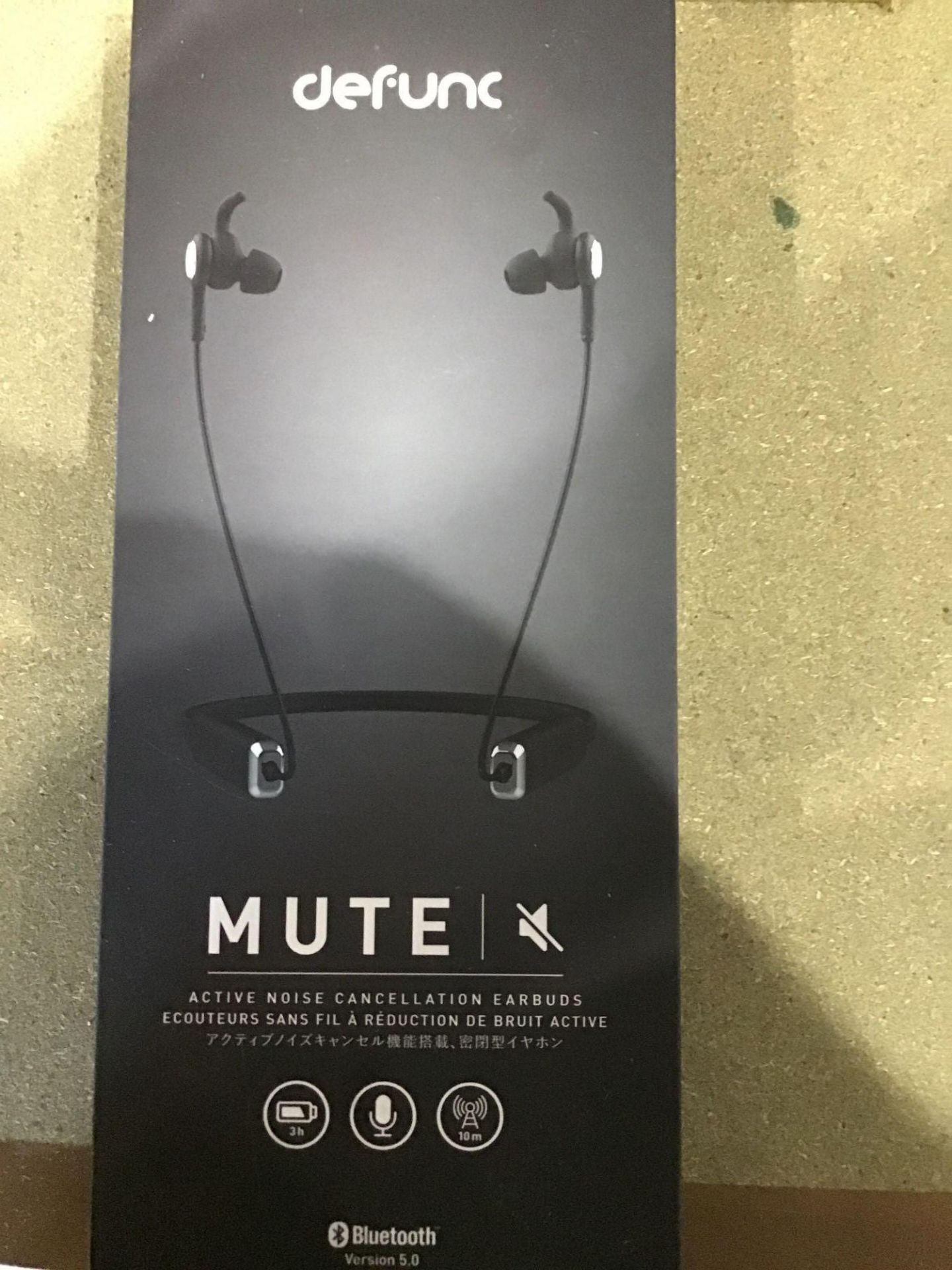 Defunc Mute With Active Noise Cancellation £46.15 RRP - Image 2 of 5