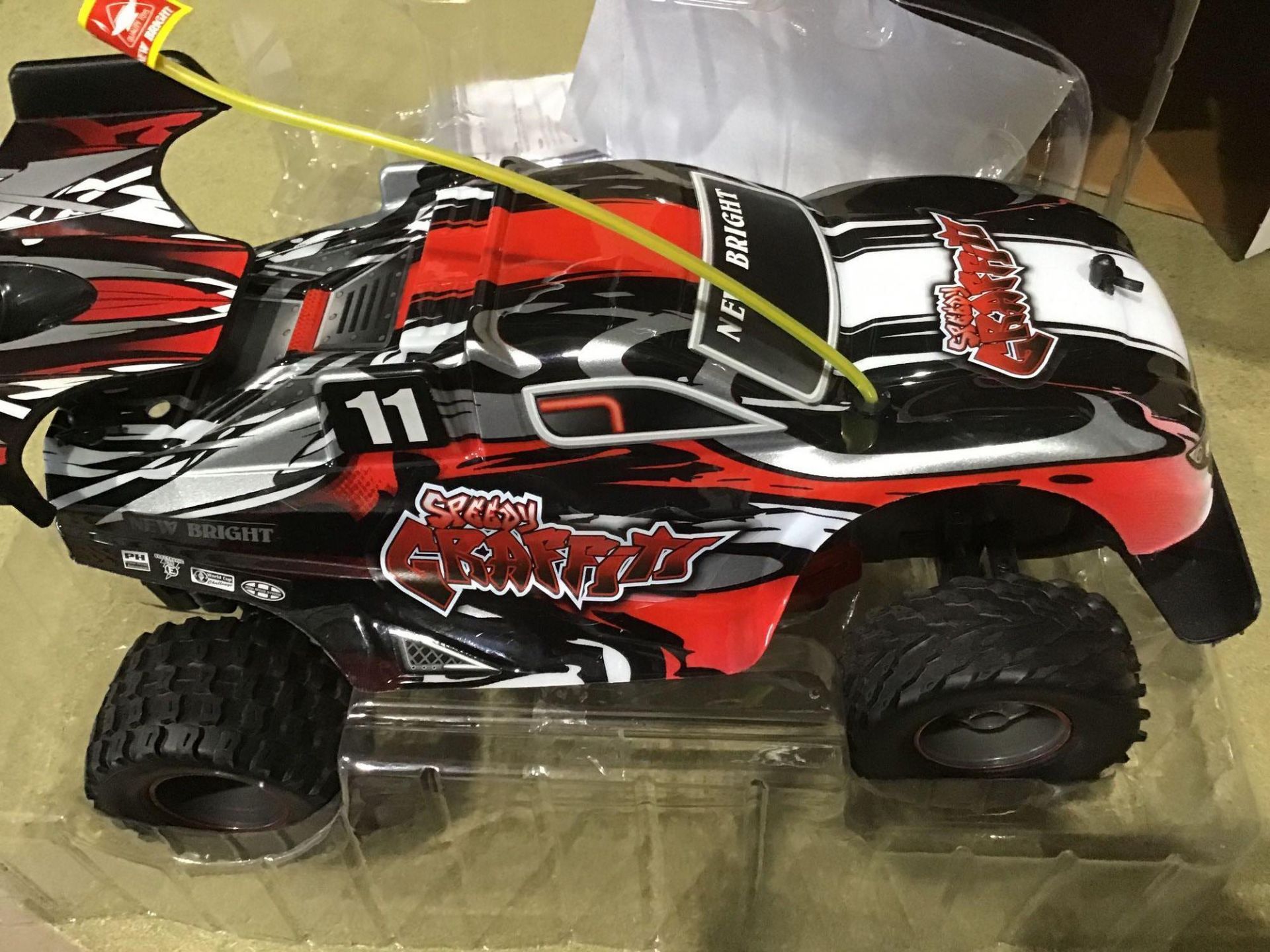 New Bright Graffiti Radio Controlled Buggy 1:16, £30.00 RRP - Image 2 of 4