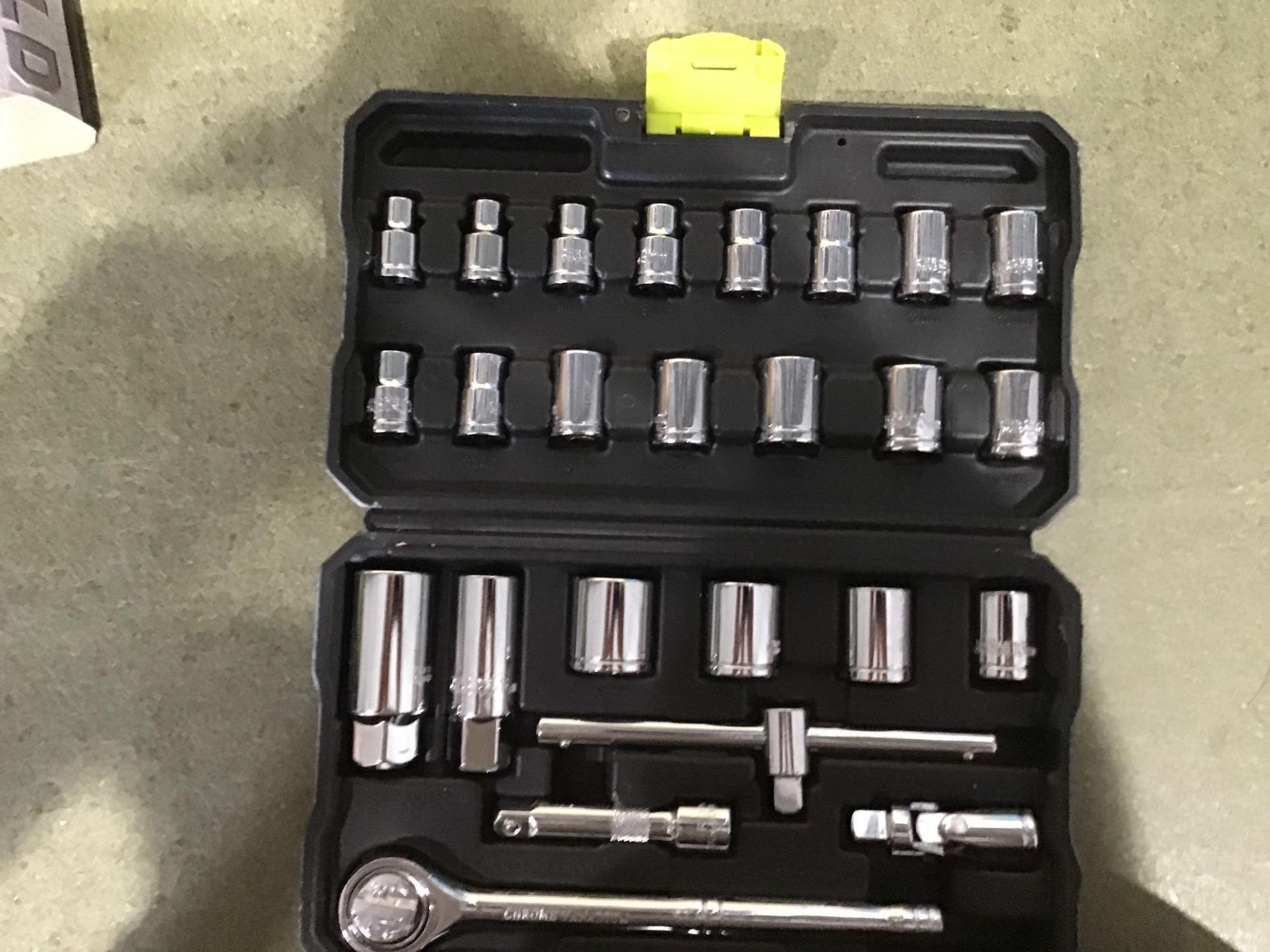 Guild 25 Piece 3/8 Inch Metric Socket Set - £18.00 RRP - Image 2 of 4