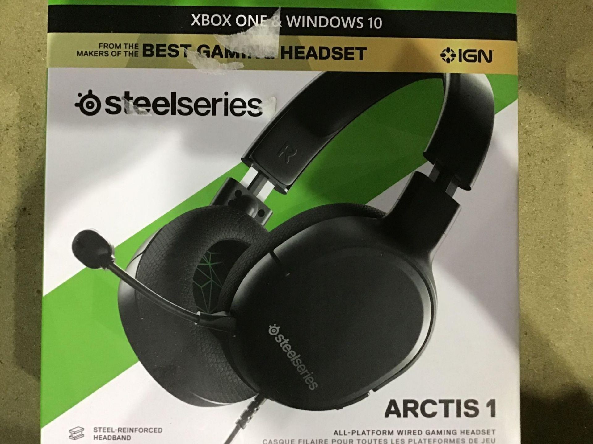 SteelSeries Arctis 1X Xbox One, PS4, Switch Headset - £49.99 RRP - Image 2 of 3