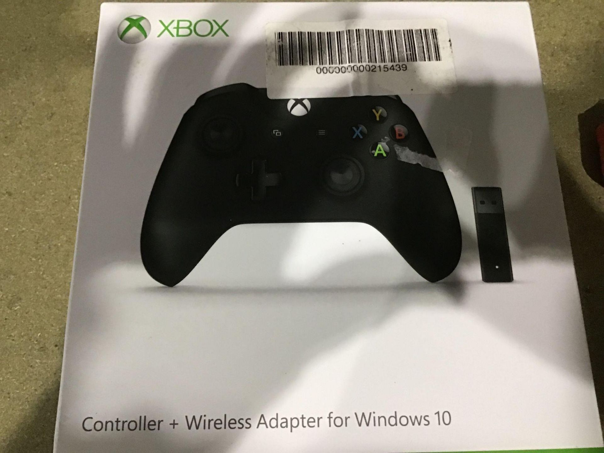 Xbox Controller with Wireless Adaptor - Black463/6504 £55.99 RRP - Image 3 of 4