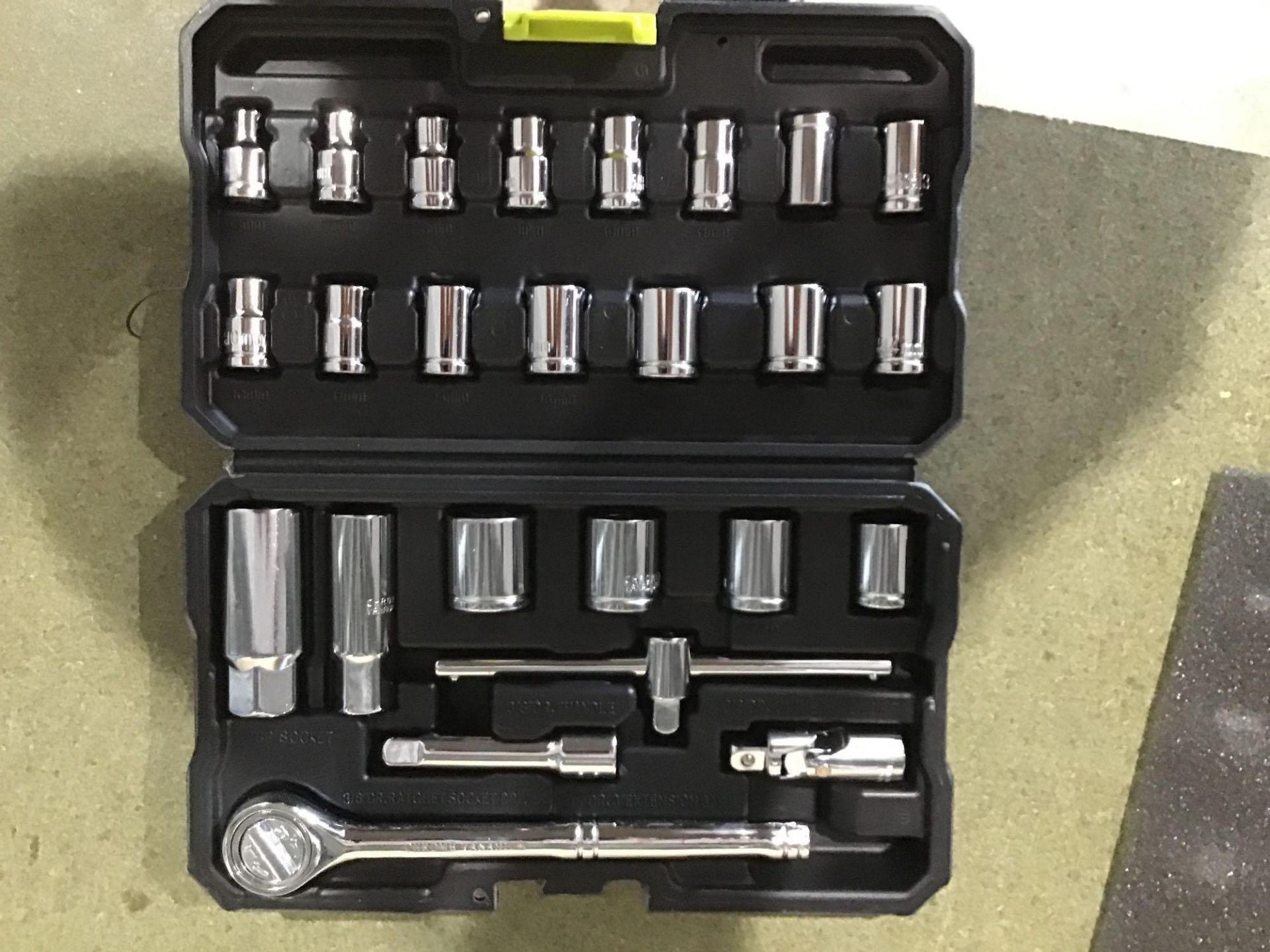 Guild 25 Piece 3/8 Inch Metric Socket Set - £18.00 RRP - Image 2 of 3