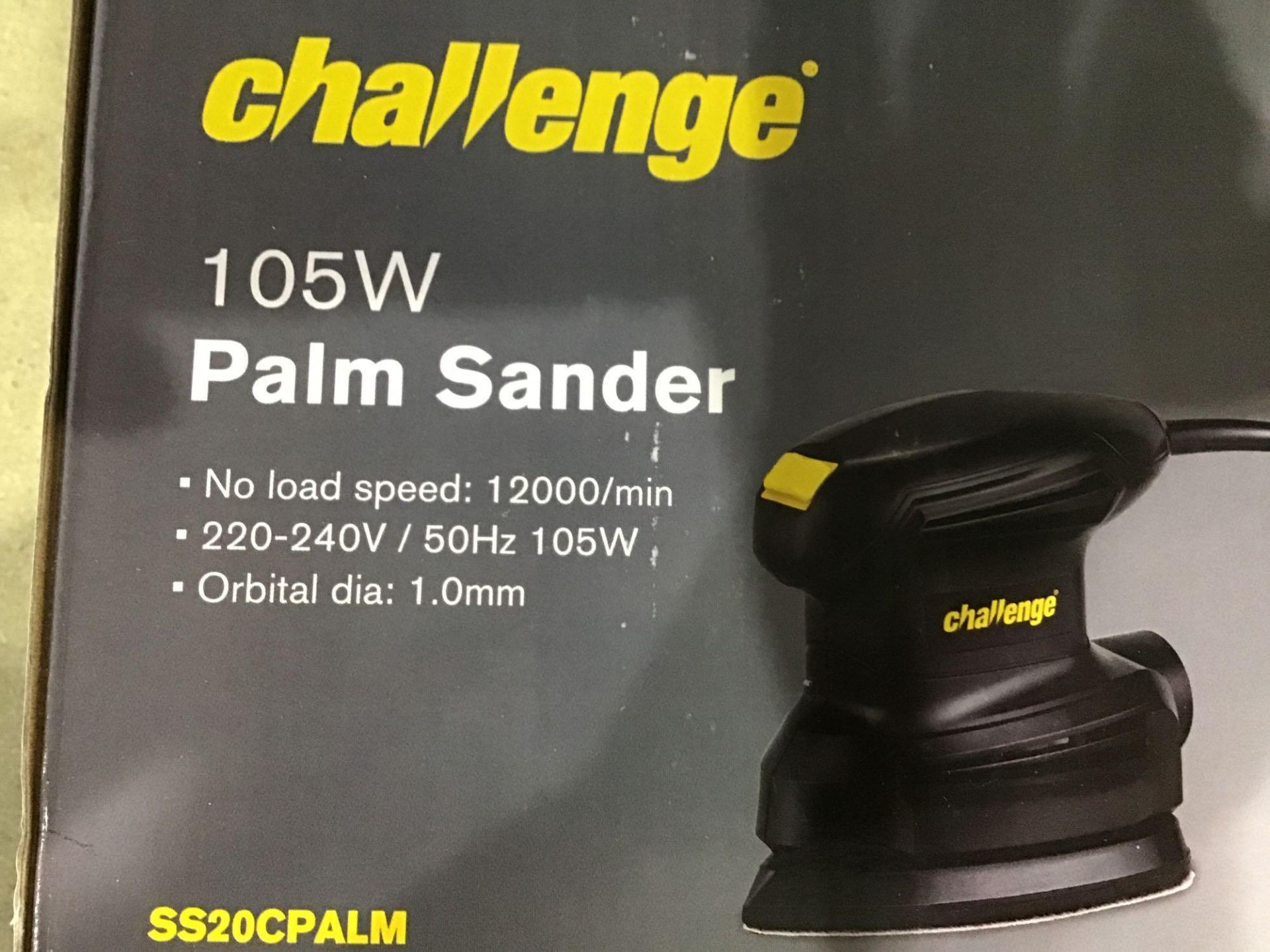 Challenge Corded Palm Sander - 105W - £15.00 RRP - Image 2 of 3