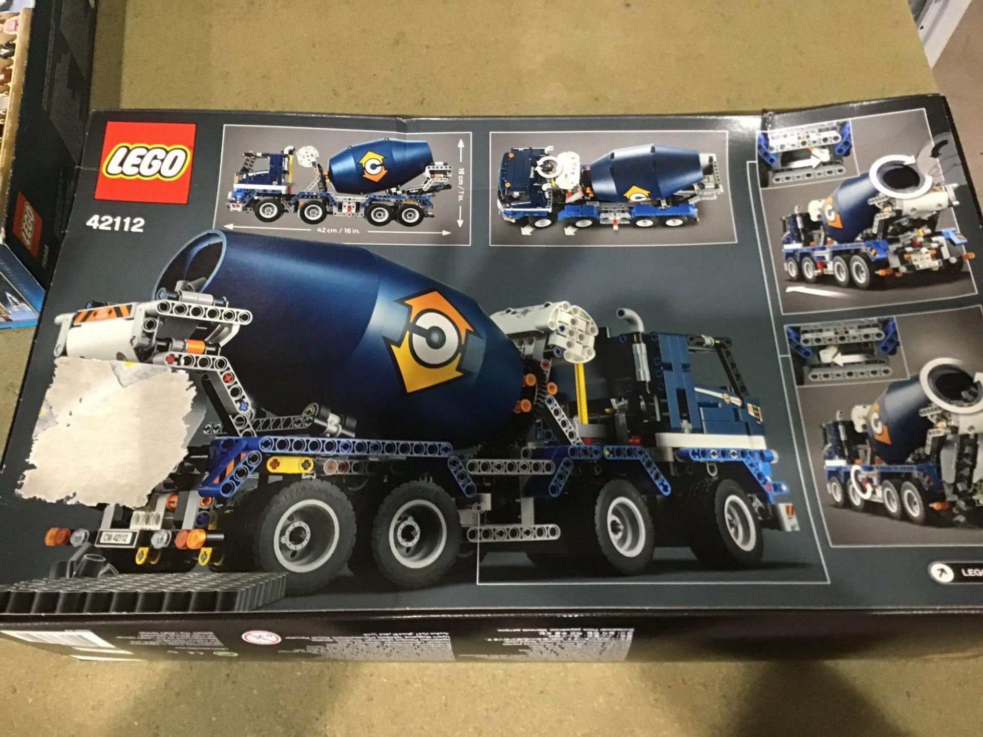 LEGO Technic Concrete Mixer Truck Toy Construction Set 42112 £90.00 RRP - Image 2 of 3