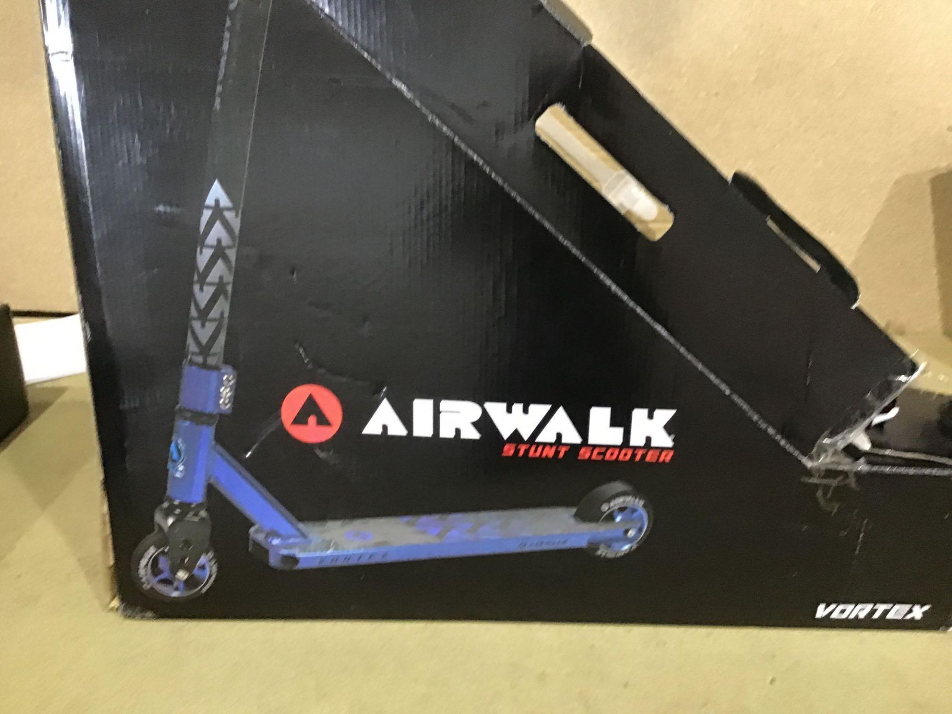 Airwalk Vortex Stunt Scooter - Blue, £69.99 RRP - Image 2 of 4
