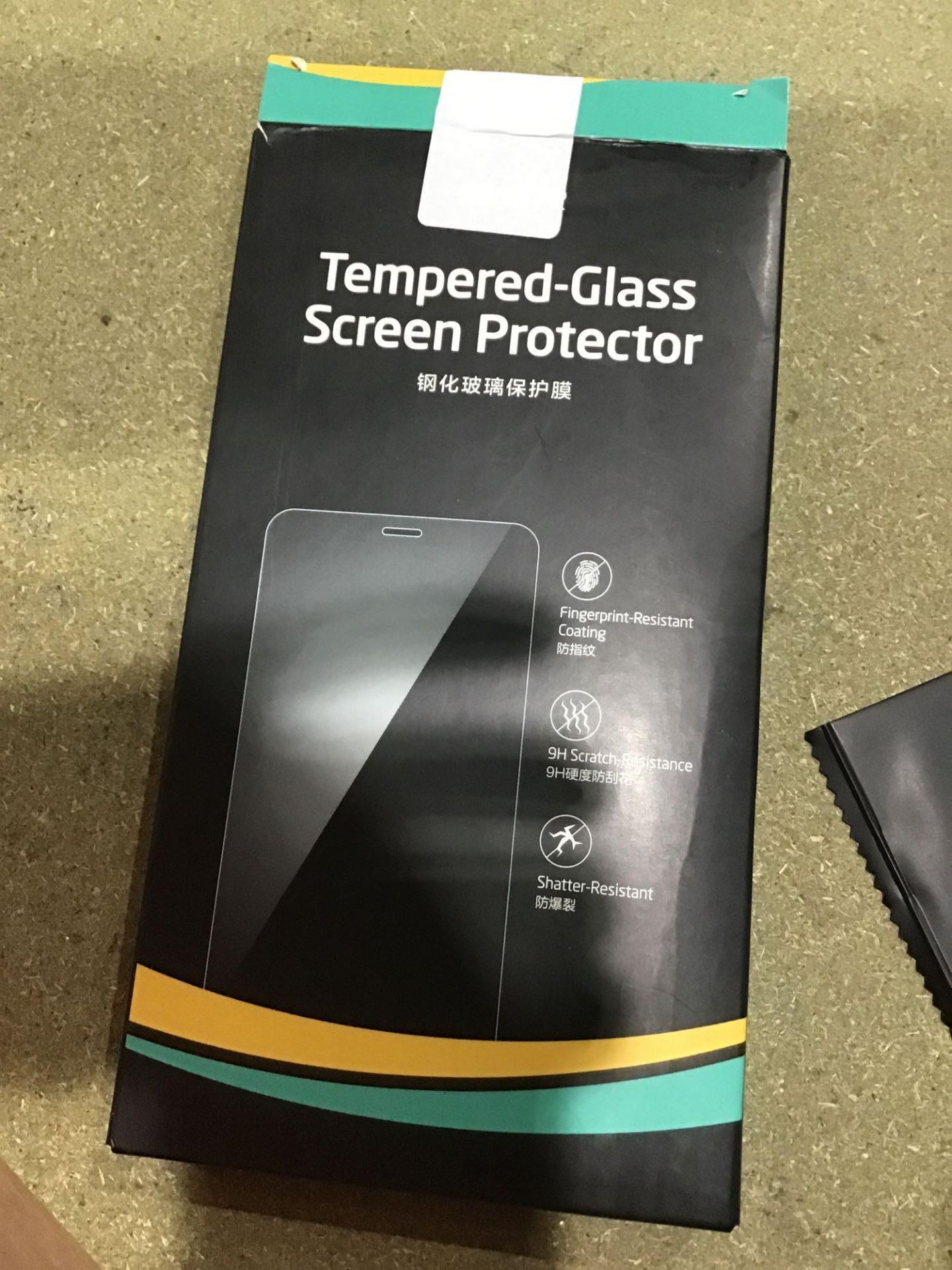 ESR Tempered-Glass Screen Protector for iPhone [2-Pack] with Mounting Frame - £9.99 RRP - Image 3 of 4