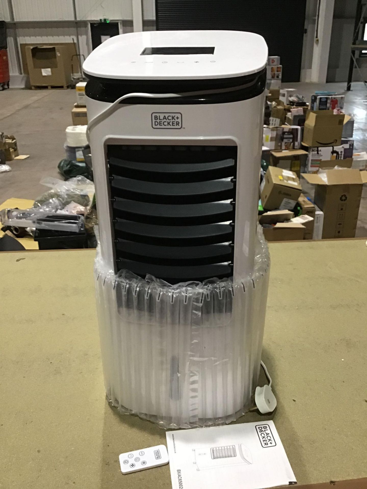 Back+Decker BXAC65002GB Digital Air Cooler, 3 Speed Settings with 7 Litre Water Tank £81.18 RRP - Image 2 of 4