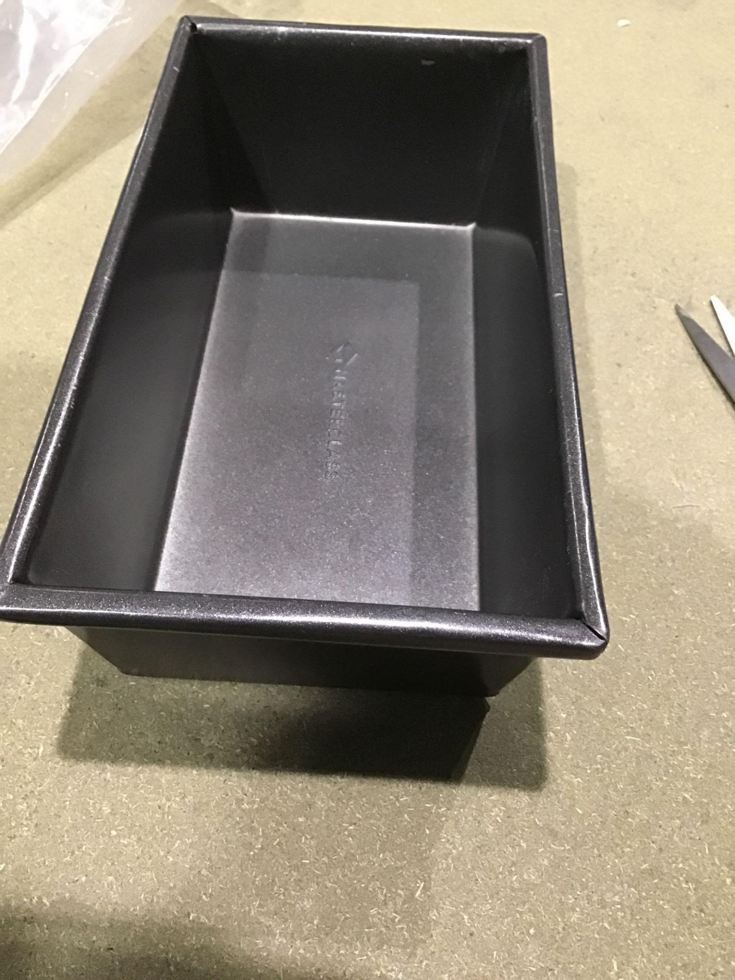 MasterClass Non-Stick Box Sided Loaf Pan - Image 3 of 4