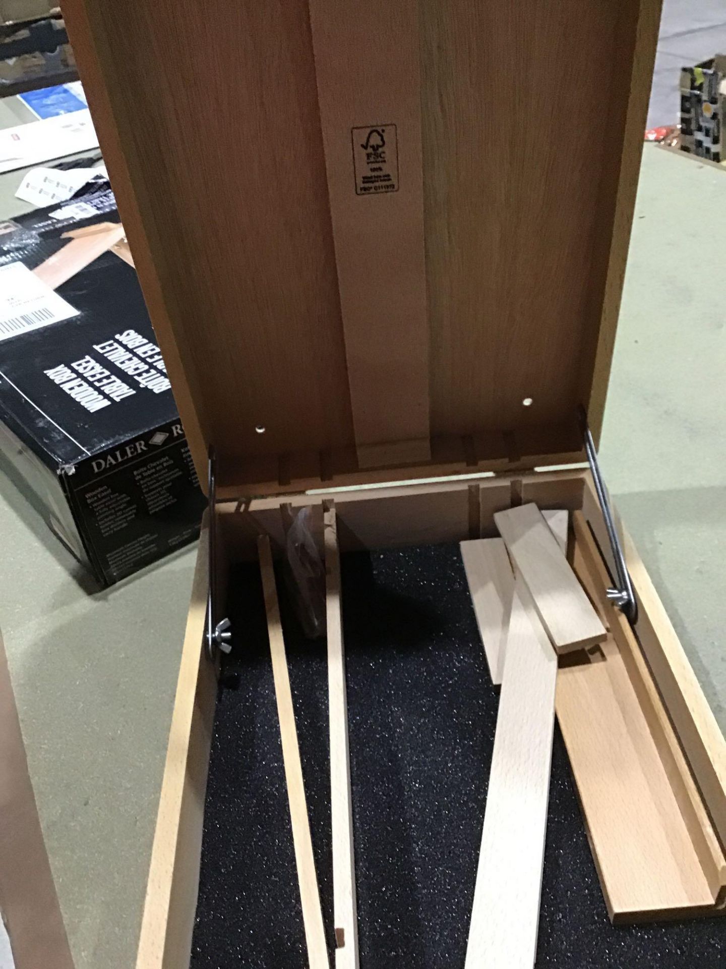 Daler Rowney - Edinburgh Box Table Easel - Image 3 of 4