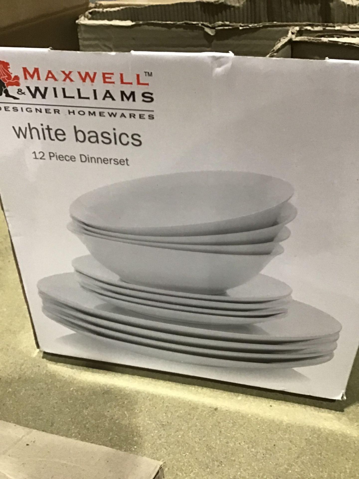Maxwell and Williams White Basics Coupe 12 Piece Dinner Set - Image 3 of 4