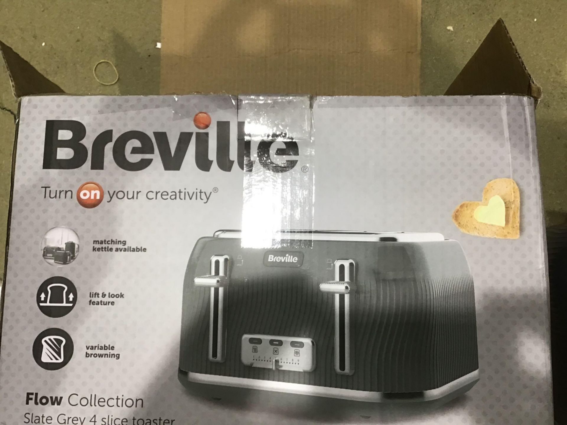 Breville VKT892 Flow 4-Slice Toaster with High-Lift and Wide Slots, Grey £42.99 RRP - Image 2 of 4