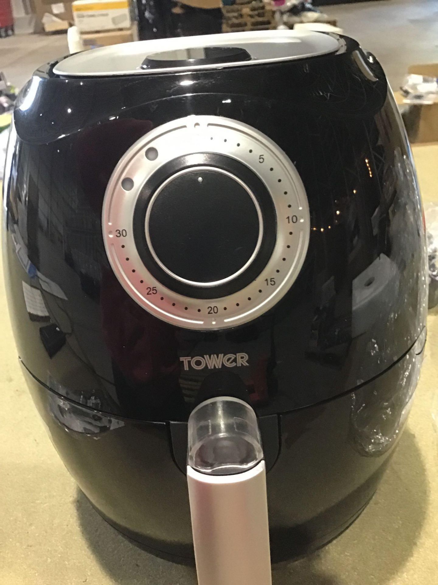 Tower T17005 Air Fryer with Rapid Air Circulation System, VORTX Frying Technology - £49.45 RRP - Image 3 of 4