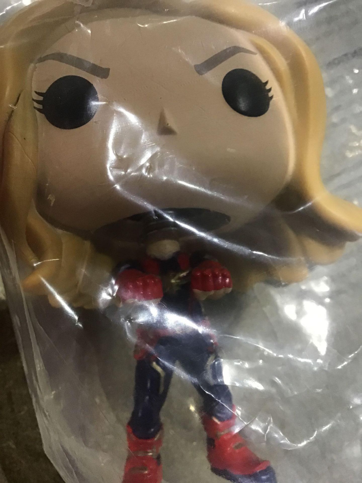 Funko POP Bobble: Avengers Endgame: Captain Marvel £10.00 RRP - Image 2 of 4