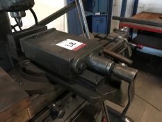 6 Inch Machine Vice as Lotted, Collection Strictly Tuesday 3 March 8:30 - 5:30