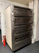 Tom Chandley 5 Deck Oven, 3-Phase, Please Note: Access to the Building with Forklift Truck is