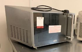 Dehlongi 900W Electric Oven