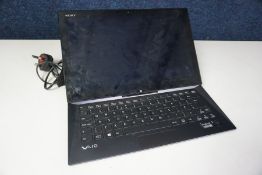 Sony Vaio SVD1321Z9EB Laptop PC, Intel Core i7 Processor, Service Tag: J5004YPV