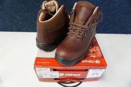 Chiruca Tour Lite Gore Tex Hiking Boots, Size: 39, RRP: £120.00