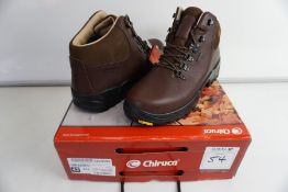 Chiruca Tour Master Mid Nubuck & Gore Tex Hiking Boots, Size: 43, RRP: £140.00