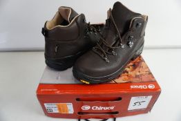 Chiruca Moor Walker Gore Tex Hiking Boots, Size: 43, RRP: £130.00