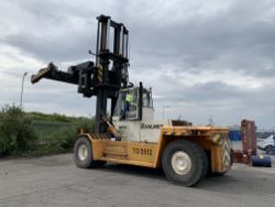 Unreserved Online Auction - Valmet Sisu TD3512 Container Stacker with attachment 35,000Kg Capacity