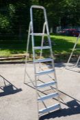 Aluminium 7-tread Ladder, Working Height: 1480mm Please Note: There is VAT on the Hammer Price AND
