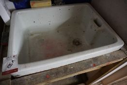 Drop In Sink Unit 610 x 465 x 250mm, Lot Located in Block: 5, Room: 5