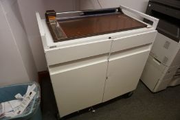 Mobile Laptop Cabinet as Lotted, Lot Located in Block: 4 Ground Floor Corridor