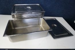 5no. Gastronorm Pans Complete with Lids 500 x 300 x 150mm