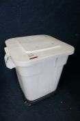 Rubbermaid Mobile Storage Bin with Removable Base