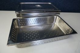 4no. Perforated Gastronorm Pans with 3no. Lids 500 x 300 x 100mm