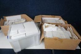 Quantity of Various Takeaway Cake Boxes as Illustrated