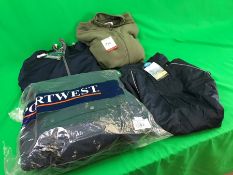 4no. Various Fleeces & Jackets, Size: X Large Comprising; Portwest Dundee Lined Anorak, Regatta