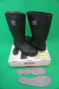 Portwest PU Non Safety Wellington Boots, Size: 13