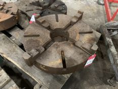 4-Jaw Chuck, 455mm dia, 100mm centre. Purchasers to confirm dimensions