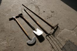 4no. Various Garden Tools