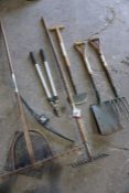 Quantity of Various Bulldog Garden Hand Tools