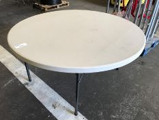 5ft Round Plastic Foldaway Table