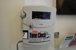 Royal TimeMaster TC100 Electronic Time Clock.