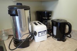 Lot of Cordless Kettle, Toaster and 2 Coffee Makers.