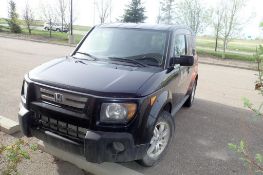 2008 Honda Element SUV. VIN 5J6YH28748L800457.