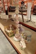 Lot of Display Tea Cup Lamp, Chandelier and Butterfly Lamp.