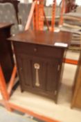 Stickley 21"x16" Collectors Cabinet.