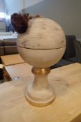 Lidded Globe Accessory.