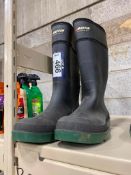 Baffin Rubber Boots, Size 14