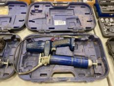 Lincoln Electric Grease Gun w/ Case (No Battery)