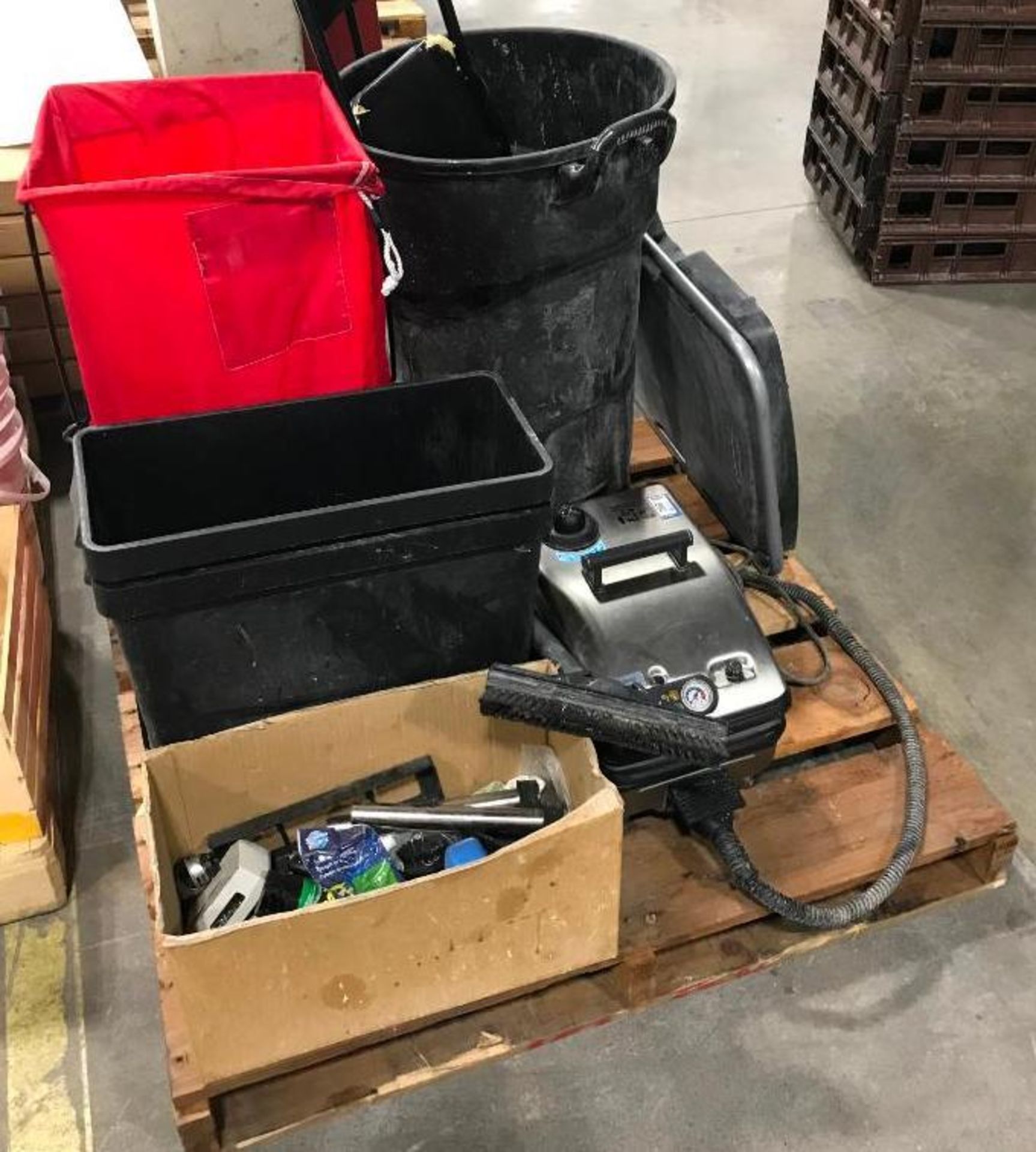 PALLET OF ASSORTED JANITORIAL SUPPLIES INCLUDING: VAPOR SYSTEM 900-C HOT DETERGENT INJECTION STEAM